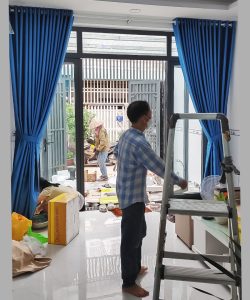 rem cua phong khach 01