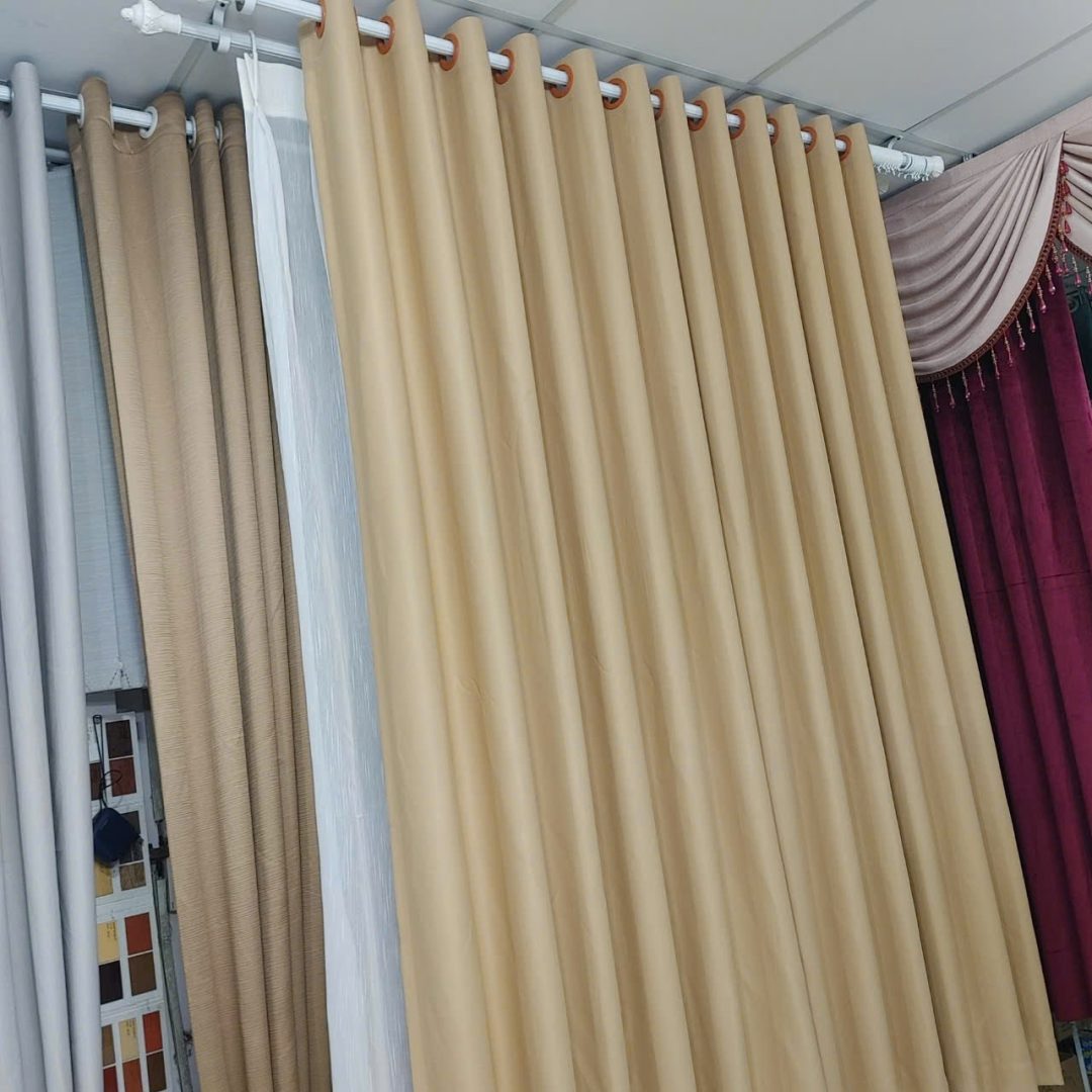 Rèm vải trơn Vàng A 423 5. - Hình ảnh 10