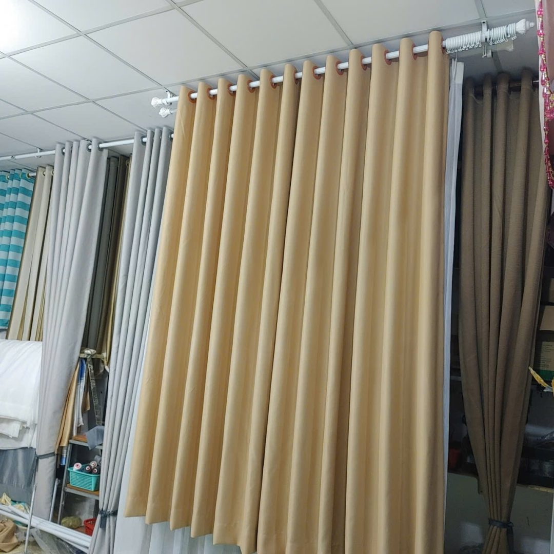Rèm vải trơn Vàng A 423 5. - Hình ảnh 9