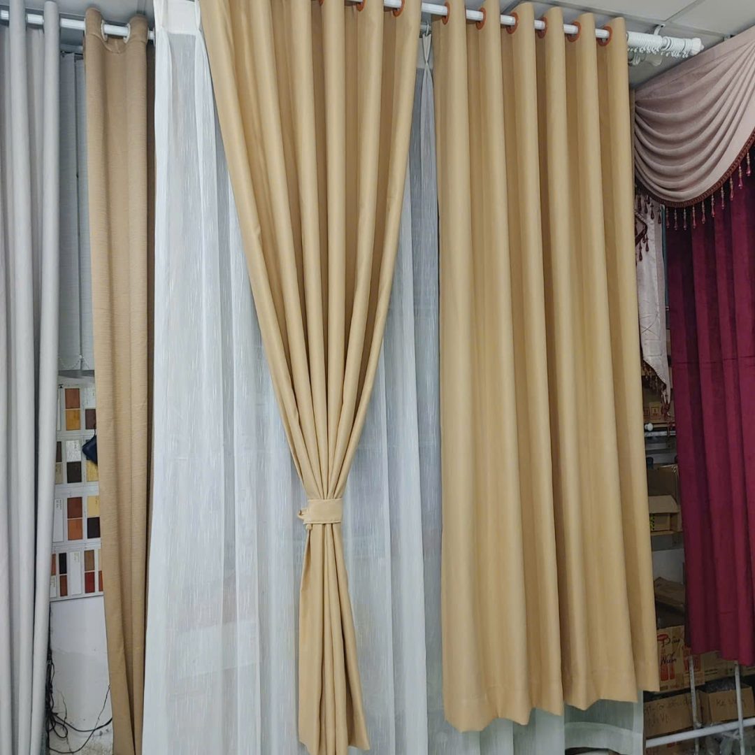 Rèm vải trơn Vàng A 423 5. - Hình ảnh 6