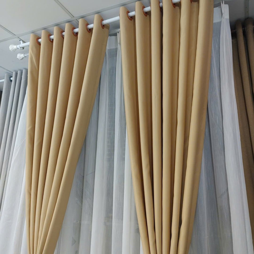 Rèm vải trơn Vàng A 423 5. - Hình ảnh 7