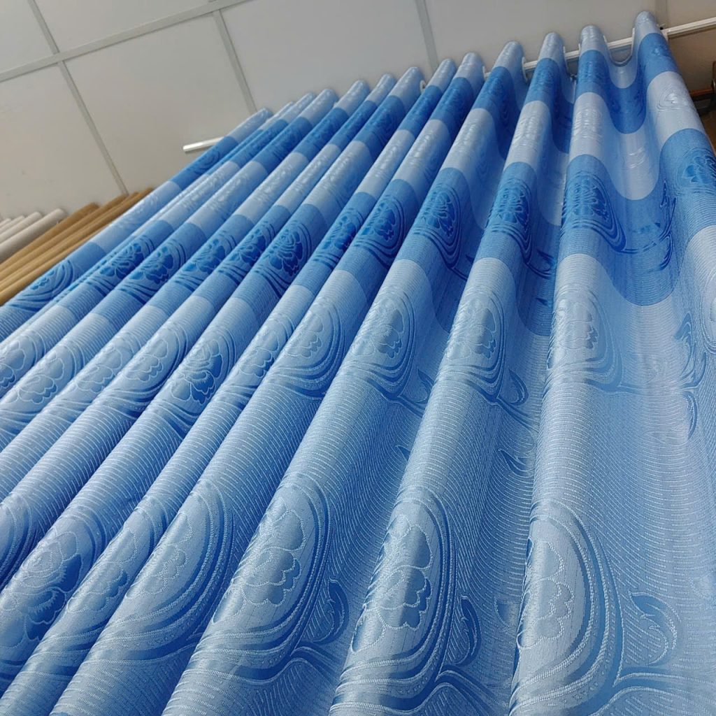 Rèm Vải Nhẹ Nhàng Màu Xanh Dương Có Hoa Văn TMD 312-58