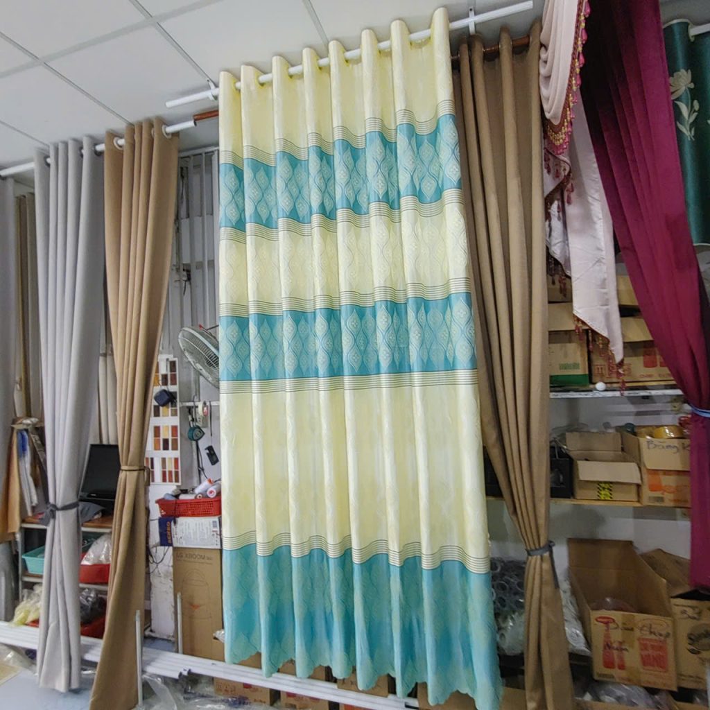 Rèm Vải A 1907-8 109 Rèm Vải Nhẹ Nhàng Màu Xanh Ngọc và Màu Kem Có Hoa Văn