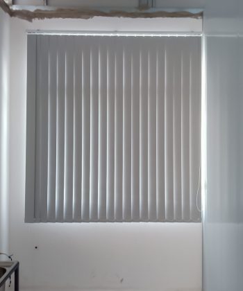 Rèm lá dọc phòng khám 241129. 30 rem la o long thanh 4