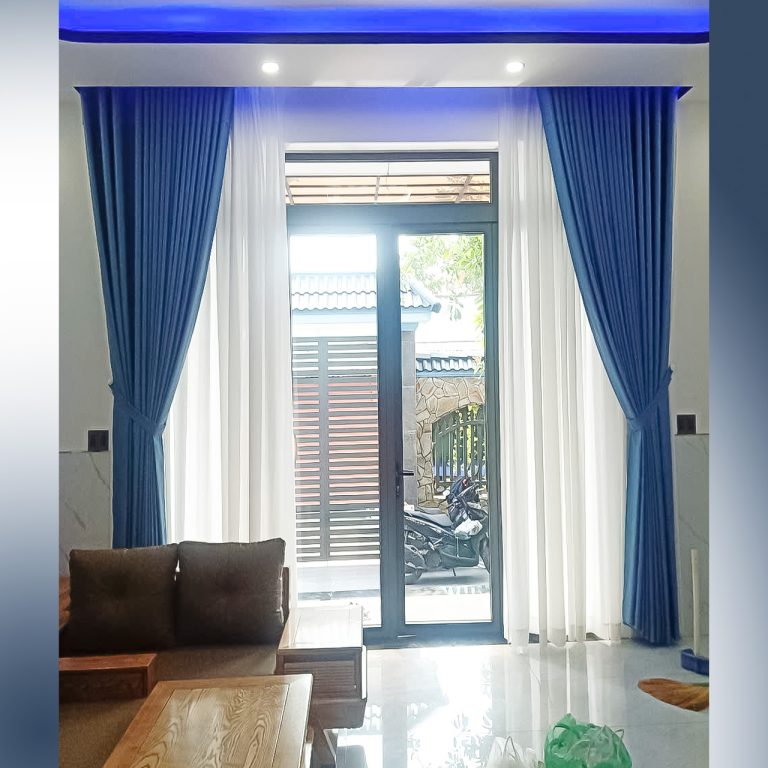 Rèm Cửa Nhà Phố 241203: Bí Quyết Tăng Vẻ Đẹp Và Sự Tiện Nghi