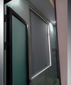 Alternative view of Rèm cuốn lưới nhà phố 241202.