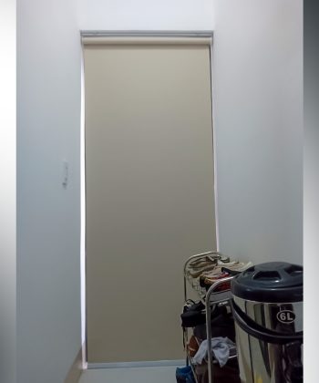 Rèm cuốn trơn 241202 cho nhà phố. 12 rem cuon long thanh 4 1