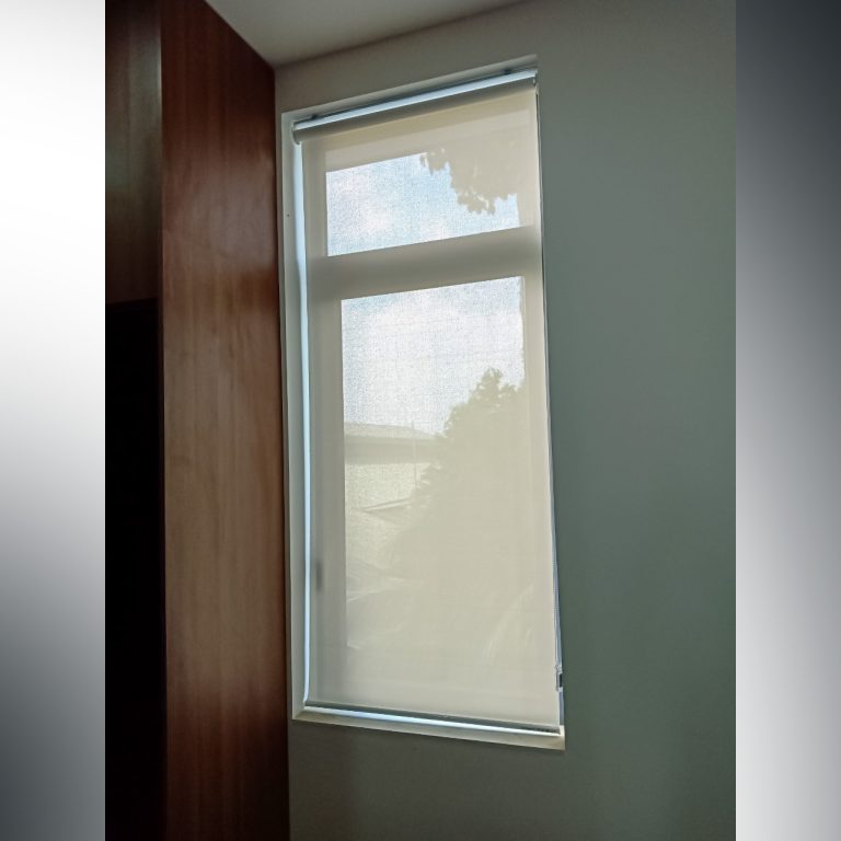 Rèm cuốn lưới nhà phố 241202. - Ảnh 7