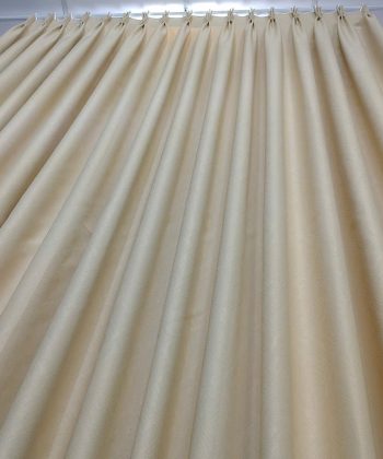 Rèm vải màu vàng họa tiêt nổi 241214. 34 z6129245177658 0288dcadbbb53088aba1e7b3601cdedd