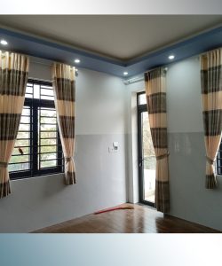 Alternative view of Rèm cửa ở Long Thành 250305