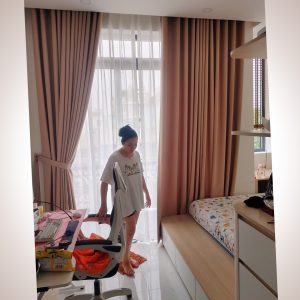 rem cua 2 lop phong ngu cho cua 4 canh ra vao ban cong 1