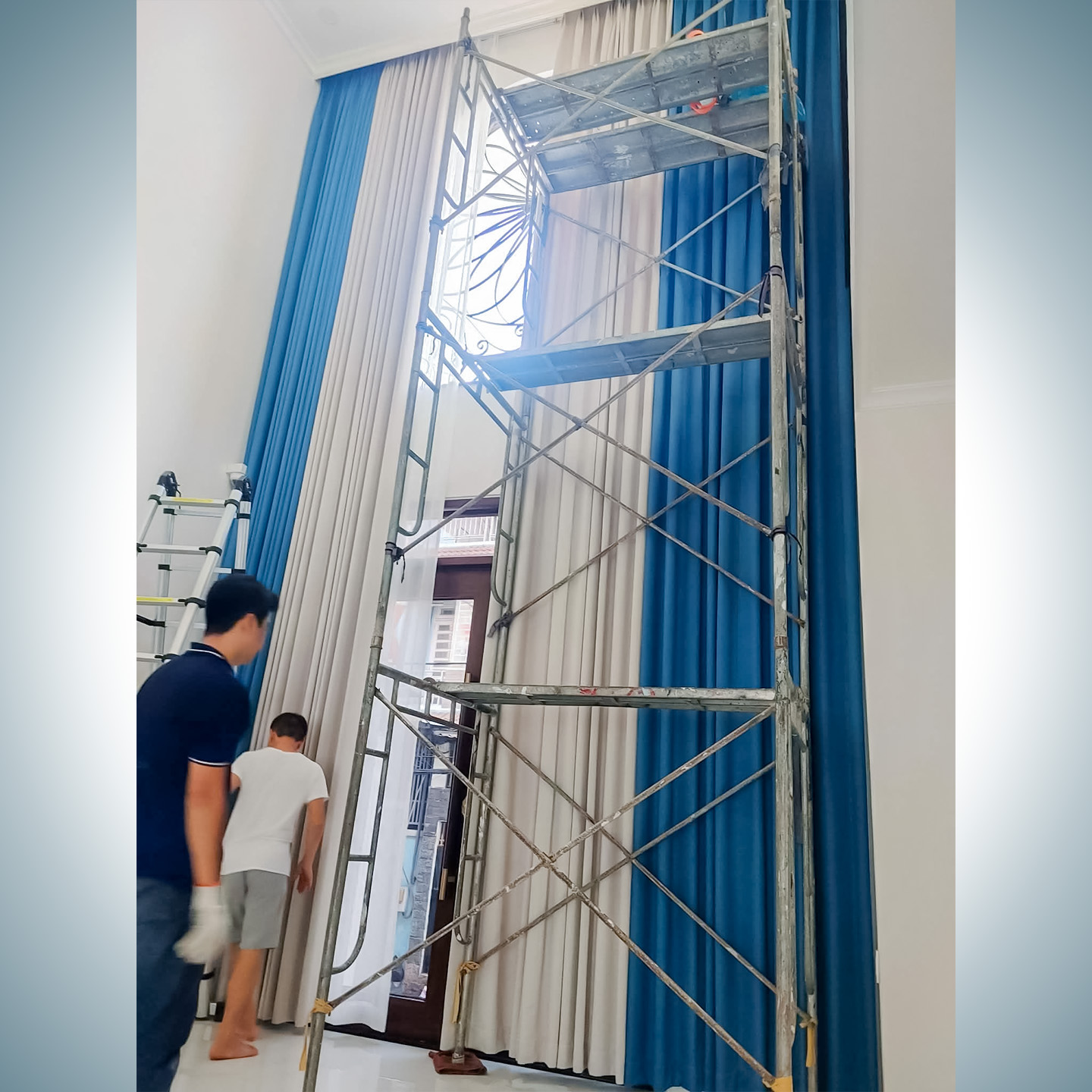 Thi Công Rèm Cửa Thông Tầng Phòng Khách Tại Lê Đức Thọ An Hội Tây | Rèm Cửa Thiên Kim 12 Thi Công Rèm Cửa Thông Tầng Phòng Khách Tại Lê Đức Thọ An Hội Tây | Rèm Cửa Thiên Kim - Ảnh 10