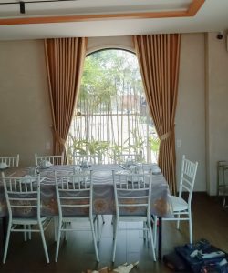 Lắp Rèm Cửa Vải Quán Ăn Sân Vườn Lê Văn Thọ Gò Vấp | Rèm Thiên Kim 10 lap dat rem cua cho quan an duong phan van tri go vap