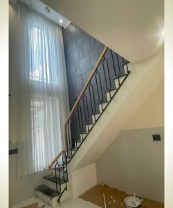 Rèm Cửa Đẹp, Giá Rẻ - Chuyên Cung Cấp & Lắp Đặt | Rèm Thiên Kim 49 Alternative view of Thi công rèm cửa thông tầng Gò Vấp, Quận 12 uy tín chuyên nghiệp - Rèm Cửa Thiên Kim