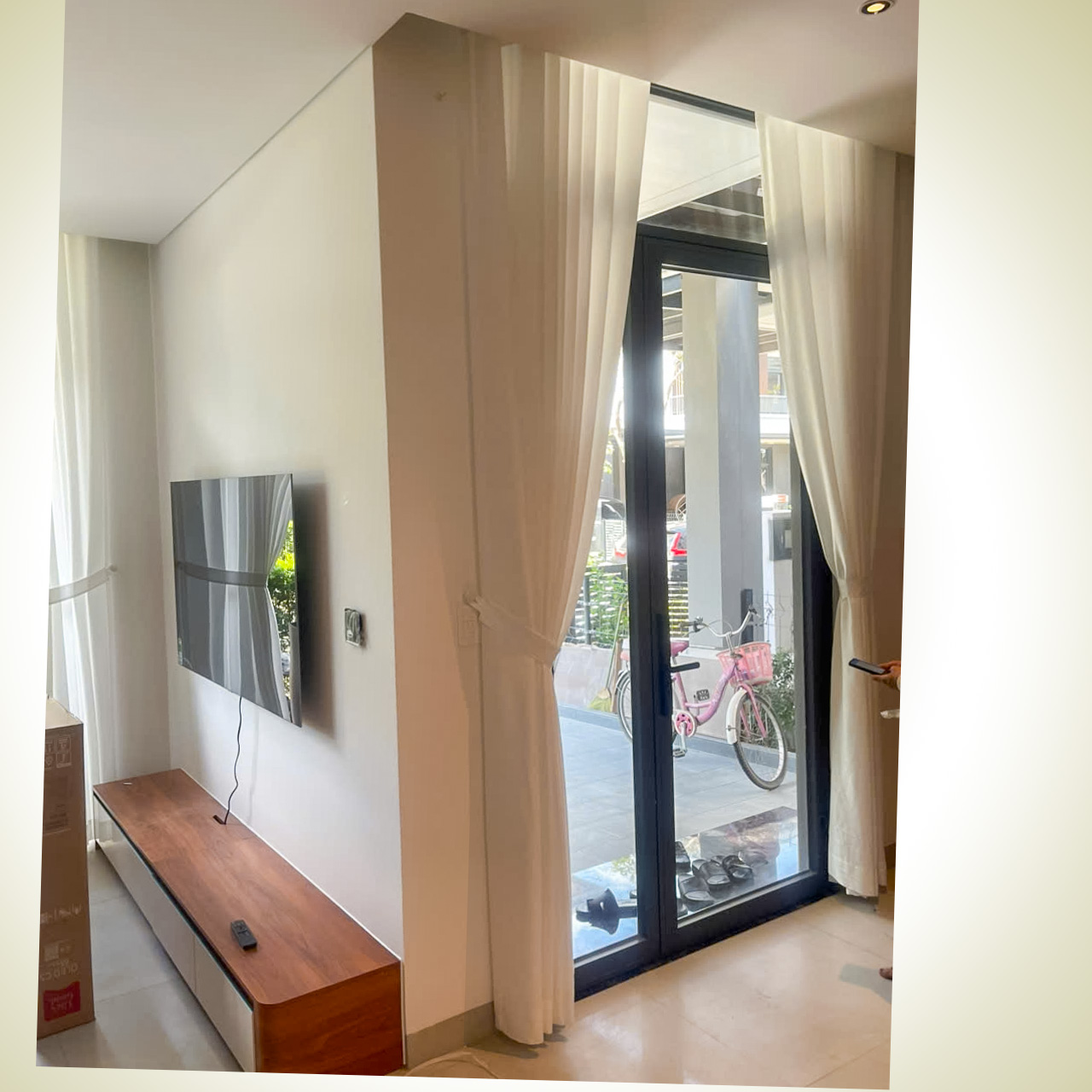 Lắp Đặt Rèm Cửa Đường Phan Văn Trị Gò Vấp - Rèm Biệt Thự Cao Cấp - Rèm cửa Âm Trần 5 Lắp Đặt Rèm Cửa Đường Phan Văn Trị Gò Vấp - Rèm Biệt Thự Cao Cấp - Rèm cửa Âm Trần - Ảnh 4