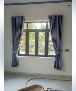 Lắp Đặt Rèm Vải Gò Vấp Trọn Gói, Giá Rẻ - Rèm Thiên Kim 10 rem vai xam cua so phong khach